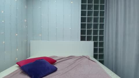 Snapshot of brightly_heizer chatting on 02/26/26, 11:15 Heather online show from 02/26/26, 11:15