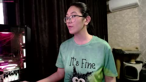 Aisha online show from 01/29/25, 09:12