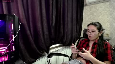 Aisha online show from 02/14/25, 09:56