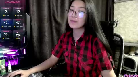 Aisha online show from 10/29/25, 07:10