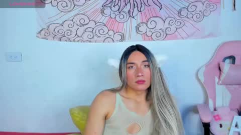 Snapshot of brihanna_cooper chatting on 03/17/26, 02:20 bri online show from 03/17/26, 02:20