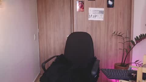 Brilla Mettal online show from 02/28/25, 04:53