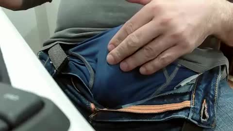 Bringing the thunder 87 online show from 10/14/25, 01:45