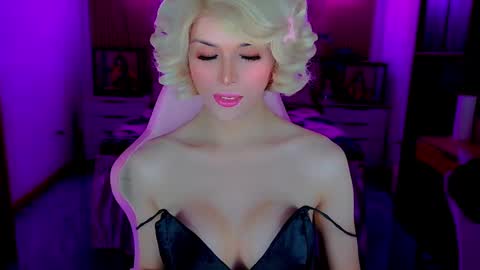 brionatop online show from 10/29/25, 12:02