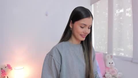 Brisa  online show from 10/21/25, 05:13