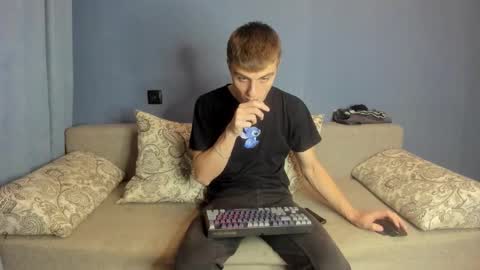 bristlebback online show from 10/09/25, 06:06