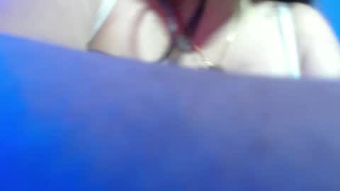 scarleth    follow mee 3 kis online show from 01/15/25, 02:17