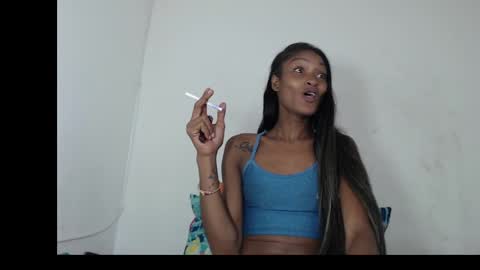 britanylee 01 online show from 03/07/25, 07:27