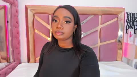 Snapshot of britanymooree chatting on 04/18/26, 07:58 Britany online show from 04/18/26, 07:58