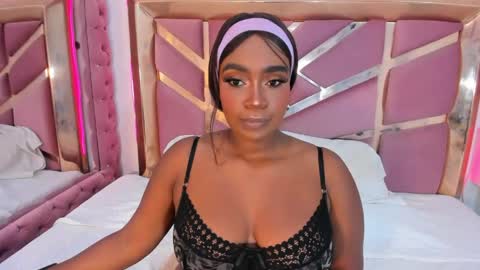 Snapshot of britanymooree chatting on 04/23/26, 01:29 Britany online show from 04/23/26, 01:29