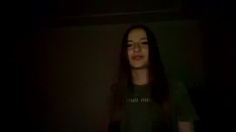 Snapshot of britanysuther chatting on 06/13/26, 06:17 Ciri online show from 06/13/26, 06:17