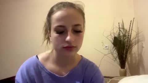 Snapshot of britanysuther chatting on 06/28/26, 05:30 Ciri online show from 06/28/26, 05:30