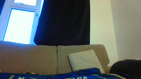 britguy6985 online show from 04/17/26, 07:06