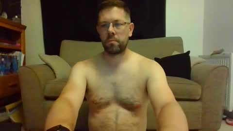 Snapshot of britguy6985 chatting on 08/01/26, 09:57 britguy6985 online show from 08/01/26, 09:57