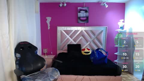 Snapshot of brithany_smiith_ chatting on 01/05/25, 03:43 britany online show from 01/05/25, 03:43