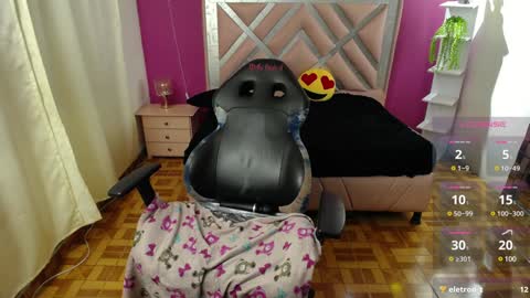 Snapshot of brithany_smiith_ chatting on 01/08/25, 09:53 britany online show from 01/08/25, 09:53