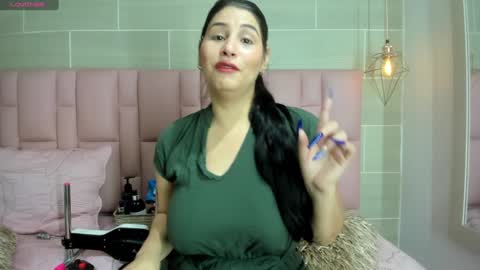 brithanyadams online show from 01/17/25, 02:39