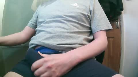 British Tom online show from 11/13/25, 12:20