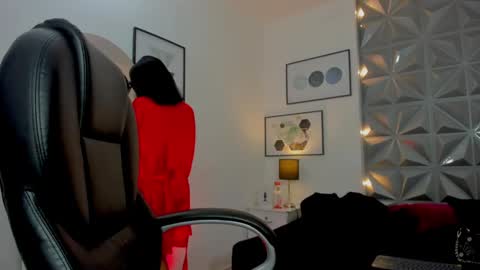 Britney online show from 09/28/25, 05:18