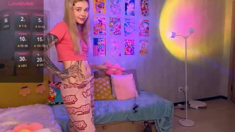 Britney online show from 02/12/26, 08:15