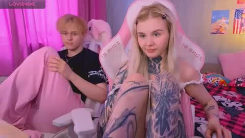 Britney online show from 02/28/26, 07:42