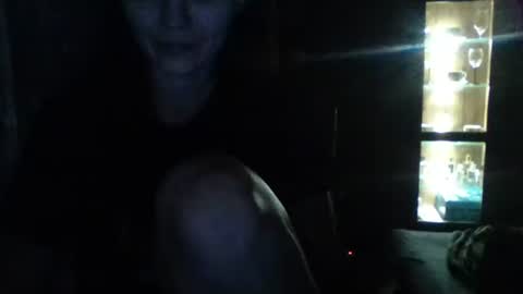 Snapshot of britneyamy chatting on 01/04/25, 10:34 Britney online show from 01/04/25, 10:34