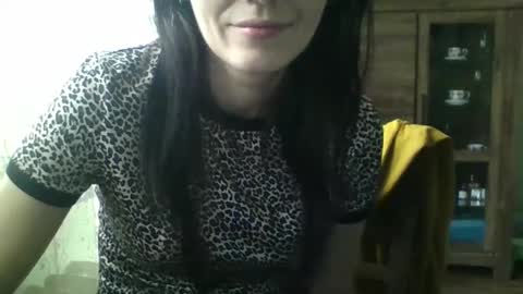 Snapshot of britneyamy chatting on 03/03/25, 08:27 Britney online show from 03/03/25, 08:27