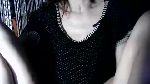 Snapshot of britneyamy chatting on 12/13/25, 10:26 Britney online show from 12/13/25, 10:26