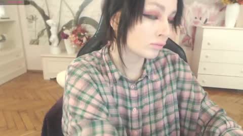 britneybarker online show from 04/14/26, 08:26