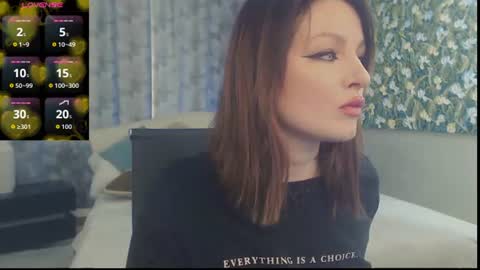 Snapshot of britneybarker chatting on 06/28/26, 10:10 britneybarker online show from 06/28/26, 10:10