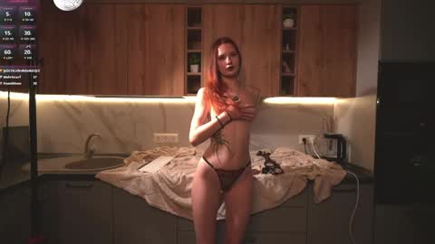 my name is Britney Im 18 years old I love to draw and want to learn to dance online show from 03/30/26, 12:55