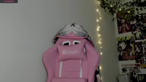 maru miaw   Please help me to reach 100 thumbs up online show from 12/19/24, 10:53