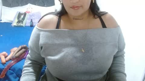 brittanycurvy69 online show from 04/13/26, 07:19