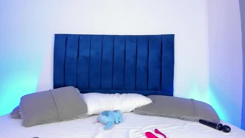 brittany 25 years old  happy as a worm  online show from 12/05/25, 07:50