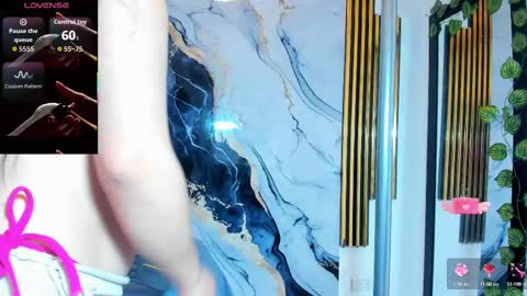 brittanyy20 online show from 10/11/25, 08:35