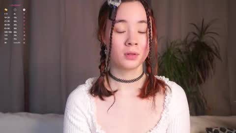 Lina online show from 12/14/25, 11:26