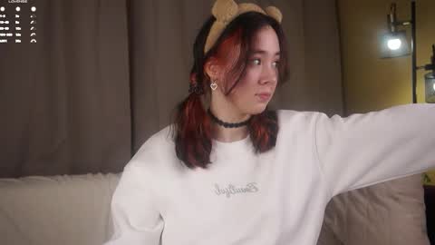 Lina online show from 01/17/26, 11:37