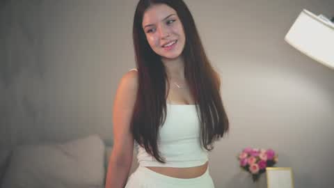 Snapshot of brittnirehberger chatting on 07/25/26, 01:15 Lia online show from 07/25/26, 01:15