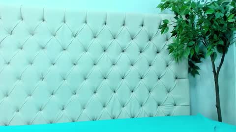 BRIYIT     online show from 12/20/24, 07:28