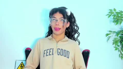 BRIYIT     online show from 02/18/25, 03:21