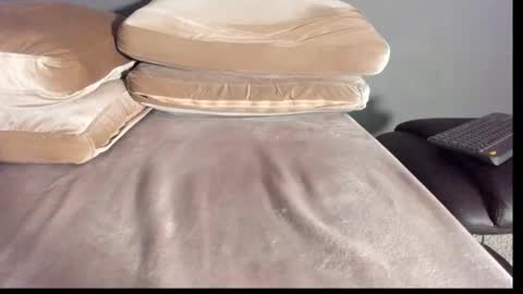 Snapshot of brockhurn_ chatting on 09/18/25, 02:35 brockhurn_ online show from 09/18/25, 02:35