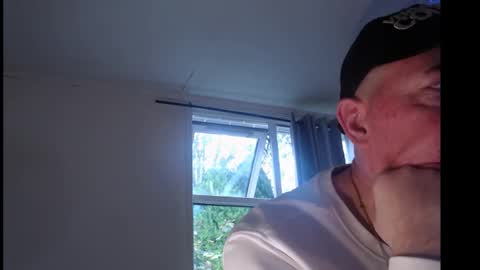 Snapshot of brodiecagney chatting on 11/08/25, 09:09 brodiecagney online show from 11/08/25, 09:09