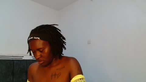 broken_haloo online show from 02/18/26, 06:31