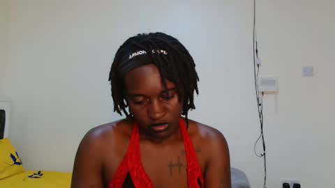 broken_haloo online show from 03/29/26, 04:18