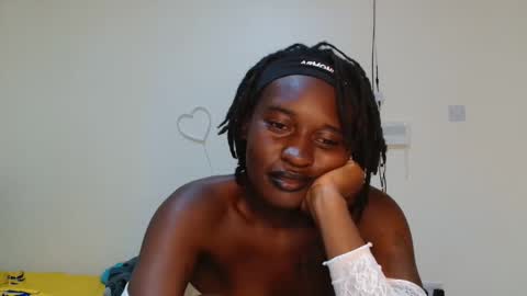 broken_haloo online show from 03/30/26, 05:58