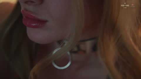 Snapshot of bronnica chatting on 02/08/25, 03:21 Anna online show from 02/08/25, 03:21