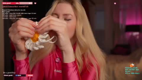 Anna online show from 04/11/26, 04:33