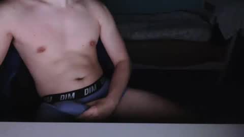 Snapshot of bronzeben chatting on 03/03/25, 07:32 Ben online show from 03/03/25, 07:32