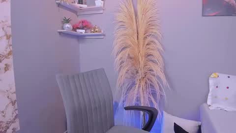 Snapshot of brook888_ chatting on 10/26/25, 02:17 Brook online show from 10/26/25, 02:17