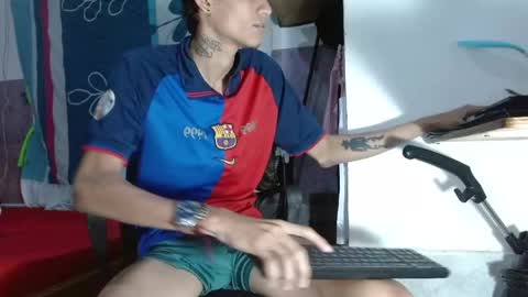 brook_17 online show from 04/16/26, 11:07